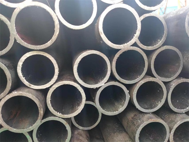 遵义10#结构用无缝钢管