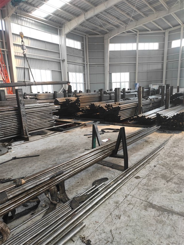 遵义小口径精密光亮无缝钢管